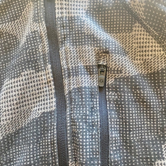 Black and Gray Camouflage Jacket - Picture 3 of 4